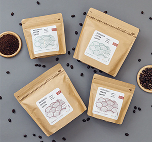 ウガンダで栽培されたフェアトレードのコーヒー豆・粉